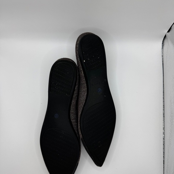 Rothys Metallic Captoe Point v1 Size 8 - Picture 3 of 5